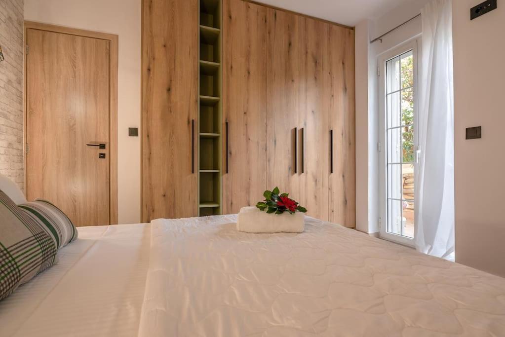Yro Apartment Hriszí Aktí Haniá Kültér fotó